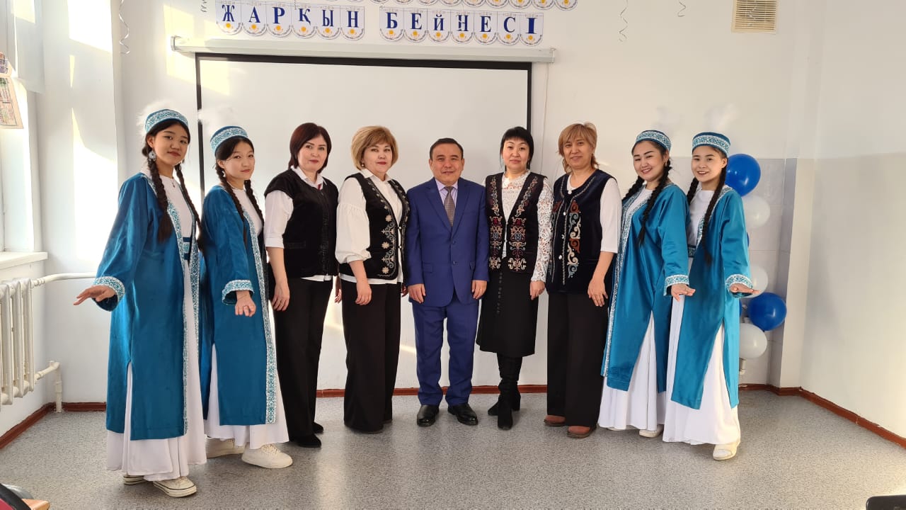 Әлеуметтік - экономикалық және жаратылыстану - математикалық пәндер ЦӘК апталығының ашылуы.