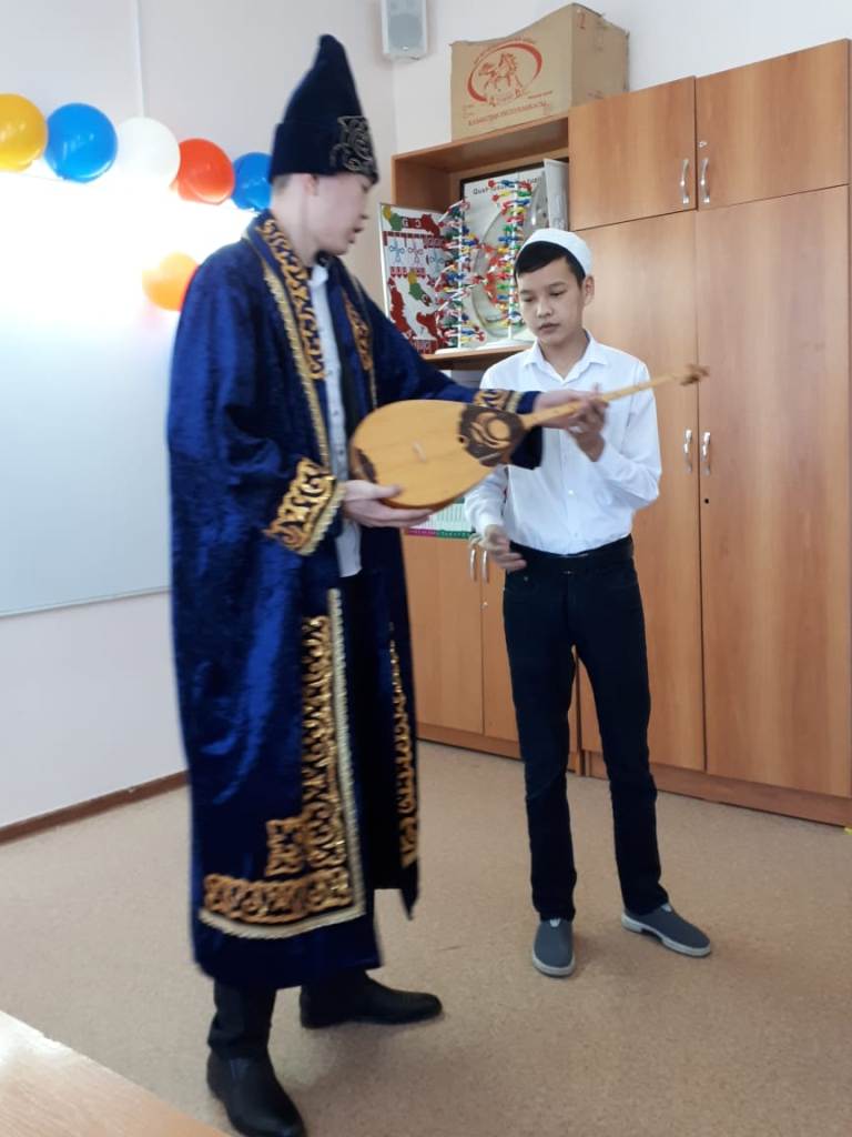  Ұлы ақын Абай Құнанбаевтың 175 жылдығына арналған әдеби-сазды шара