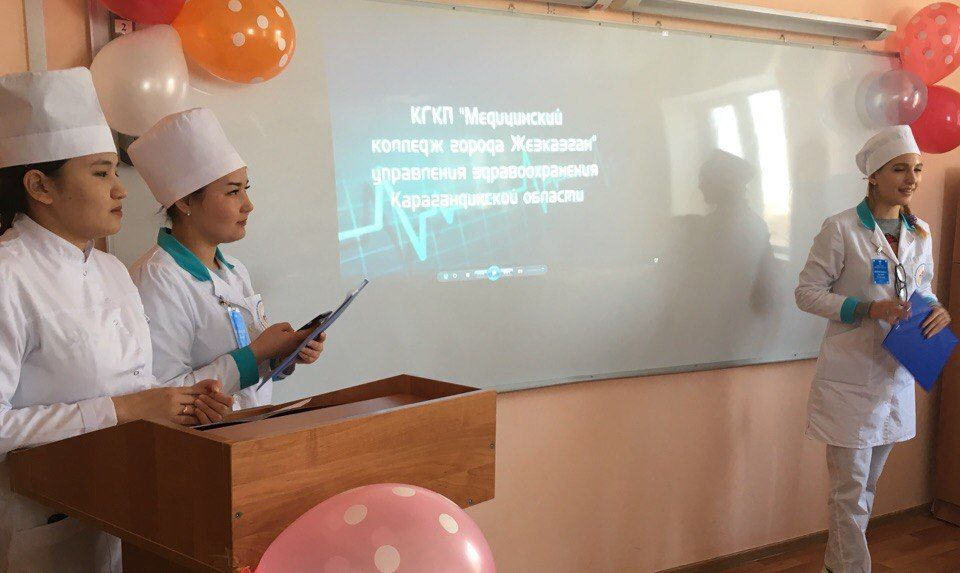 2017 жылдың  13 желтоқсанында арнайы  пәндер  циклді  әдістемелік  комиссиясы  студенттердің  ғылыми - теориялық   конференциясын  өткізді. 